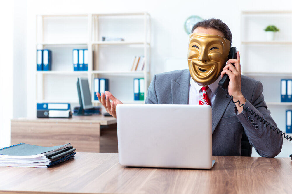 Avoid being scammed by case runners